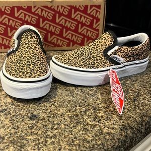 NWT Vans slip ons size 10.5